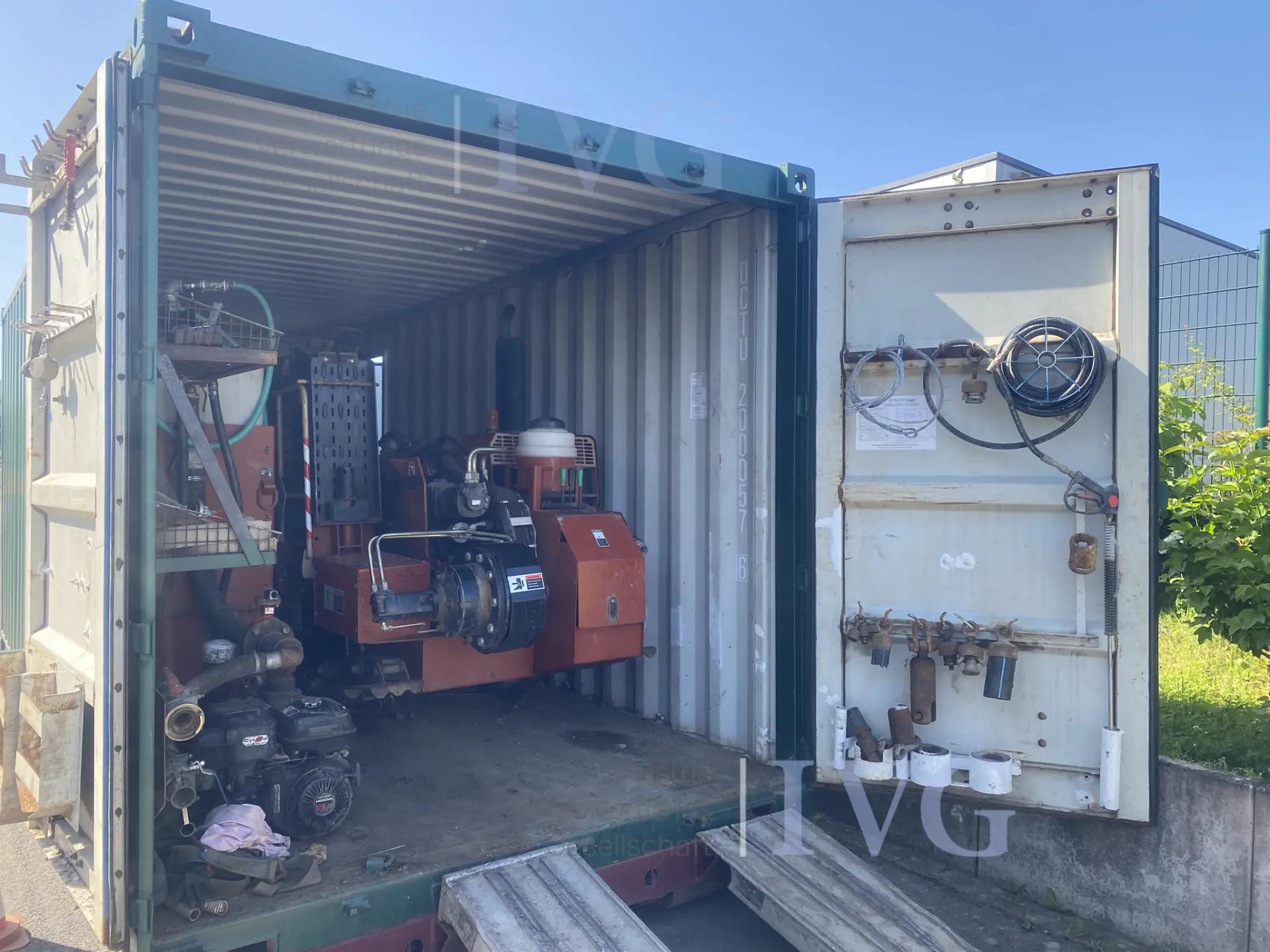 Mobile Horizontalbohr-/Spülbohranlage in 20-Fuß-Abroll- Container HDD - Horizontal Directional Drilling